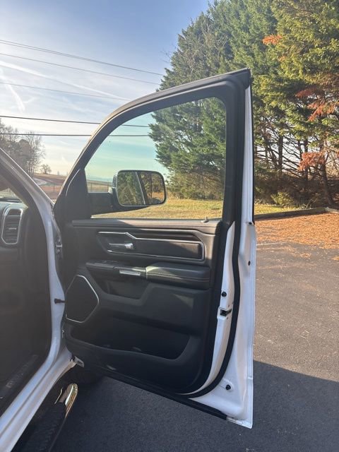 Used 2021 RAM 1500 Laramie image 61