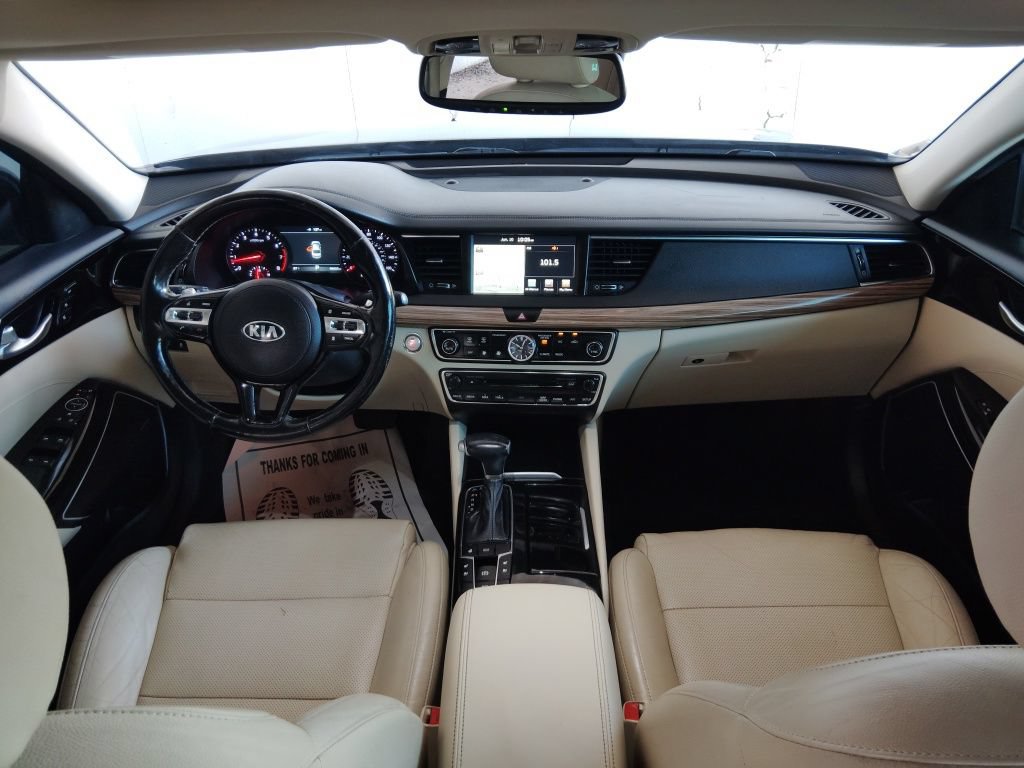 Used 2017 Kia Cadenza Technology FWD image 26