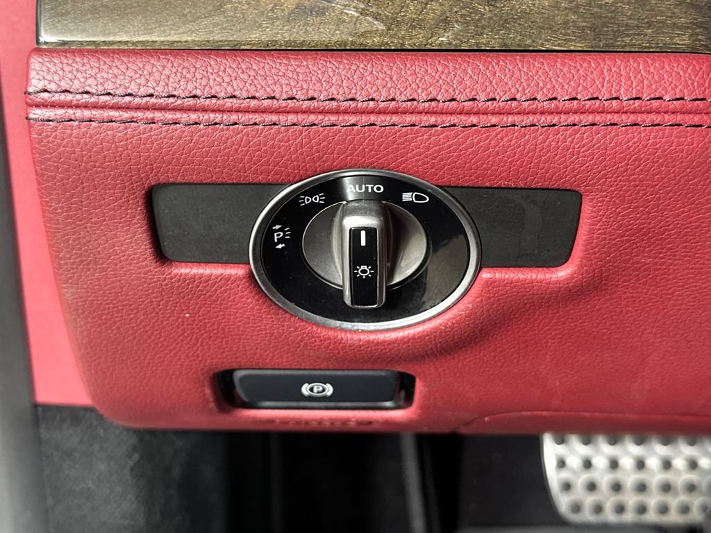 Used 2015 Mercedes-Benz SL 400 image 30