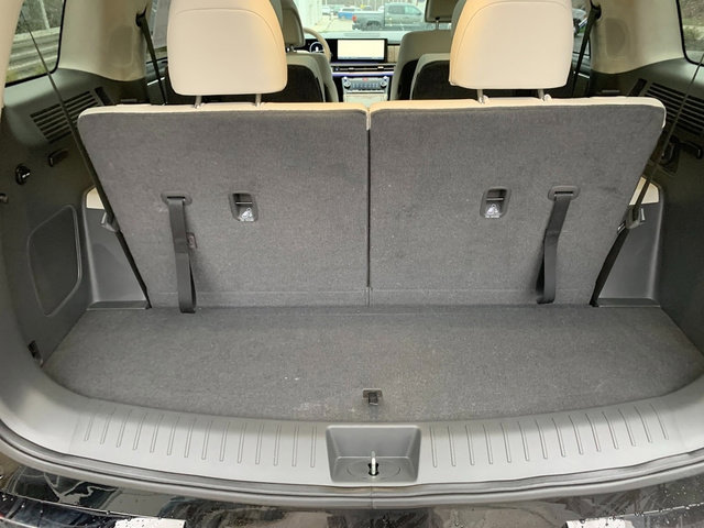 Used 2024 Hyundai Santa Fe Calligraphy image 17