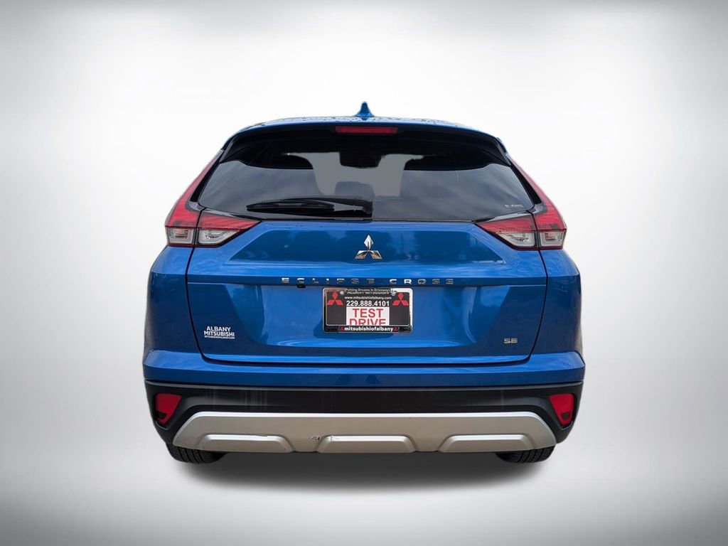 Used 2025 Mitsubishi Eclipse Cross SE image 4