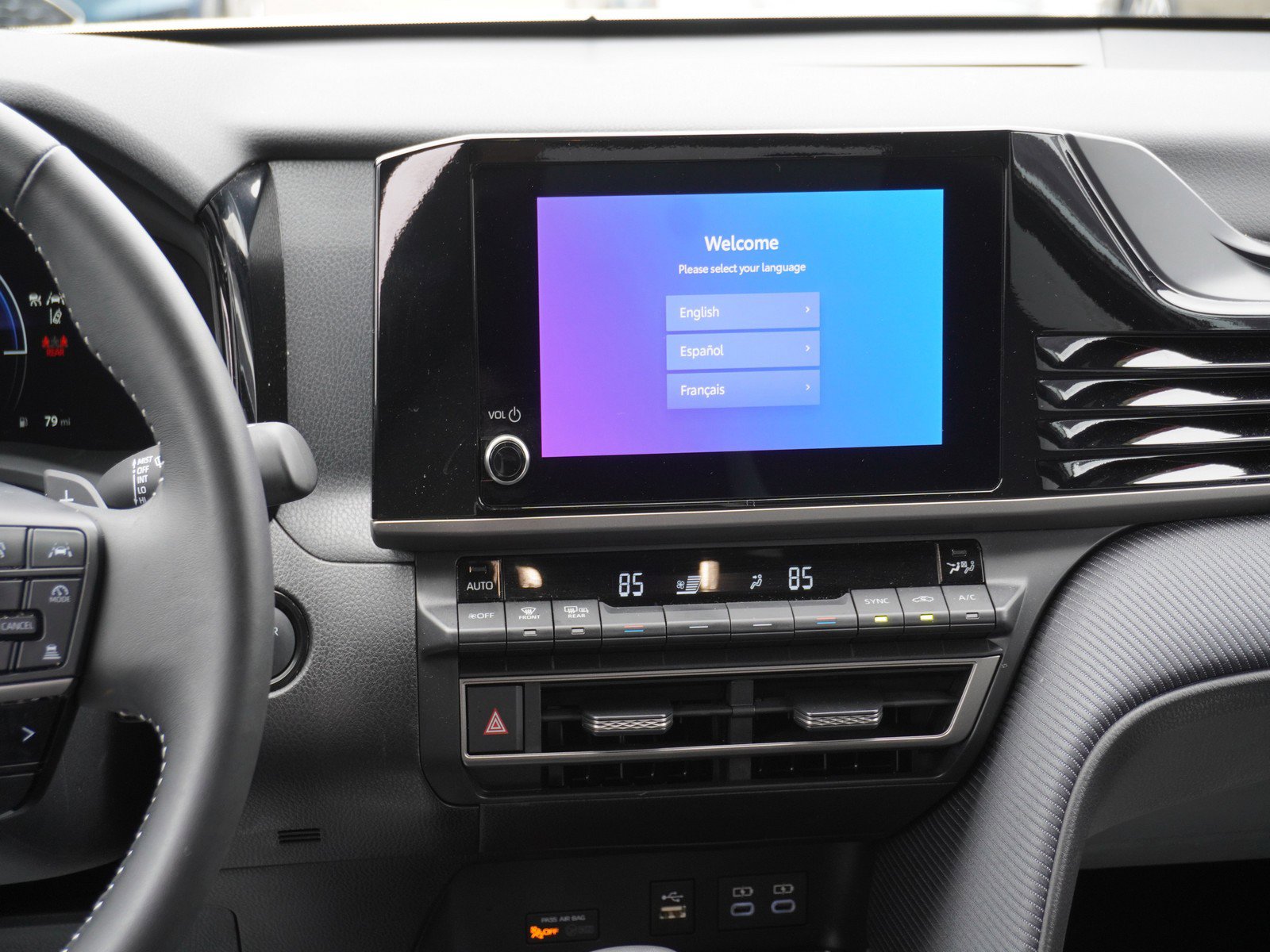 Used 2025 Toyota Camry SE image 15