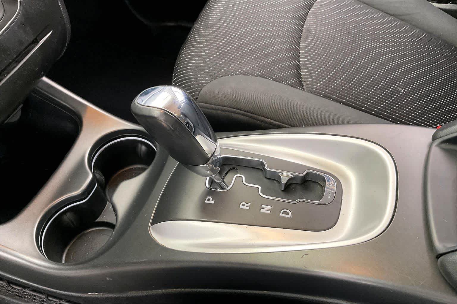 Used 2018 Dodge Journey SE w/ Popular Equipment Group FWD image 16