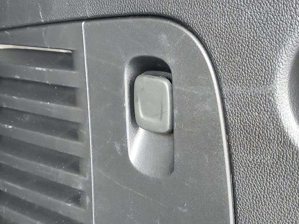 Used 2019 GMC Yukon SLT AWD/4WD image 34