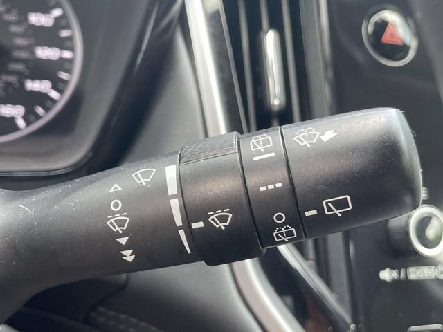 Used 2024 Subaru Outback Premium AWD/4WD image 36