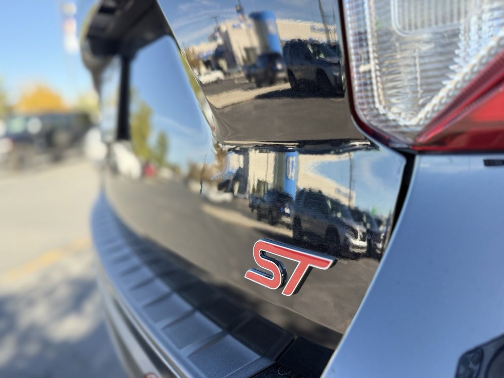 Used 2023 Ford Explorer ST w/ Equipment Group 401A image 26