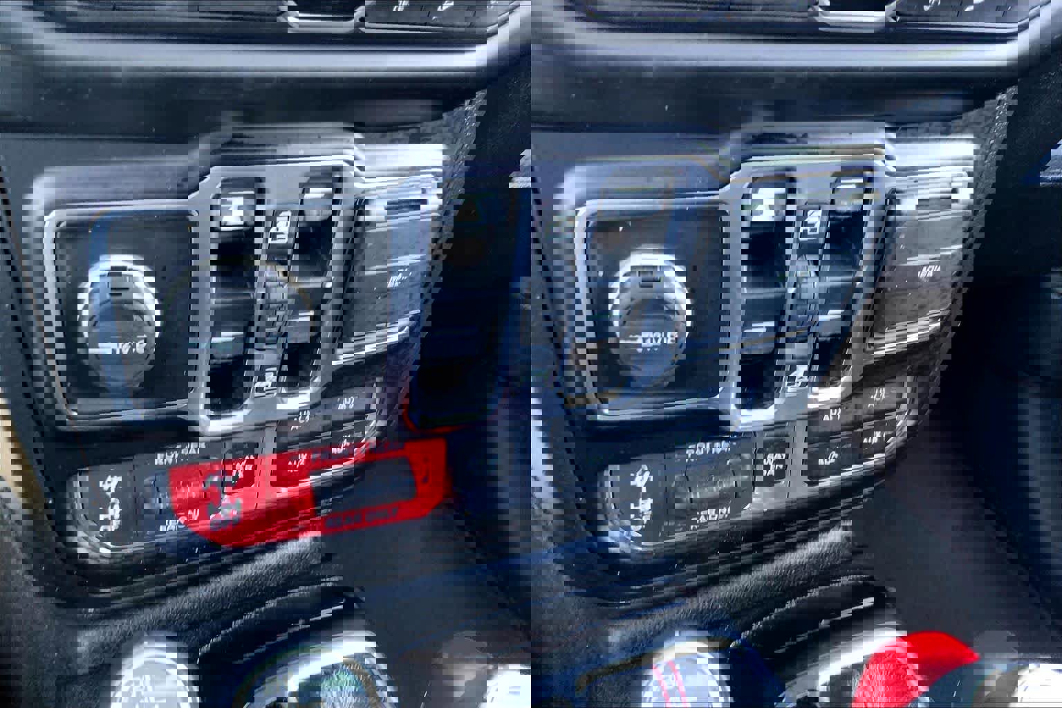 Used 2020 Jeep Wrangler Unlimited Rubicon w/ Quick Order Package 28Y Recon image 31