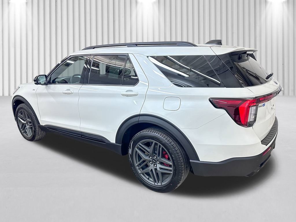 New 2025 Ford Explorer ST-Line w/ ST-Line Street Pack image 7