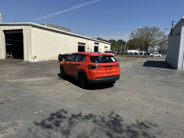 Used 2019 Jeep Compass Sport image 7