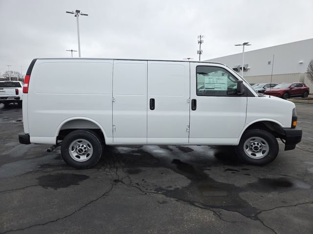 New 2026 GMC Savana 2500 w/ Driver Convenience Package RWD image 15
