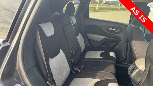 Used 2014 Jeep Cherokee Latitude w/ Comfort/Convenience Group image 12