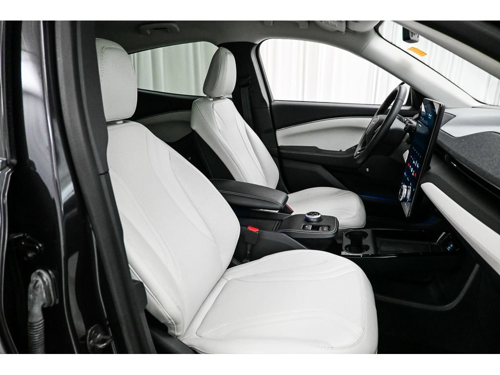 Used 2022 Ford Mustang Mach-E Premium AWD/4WD image 17