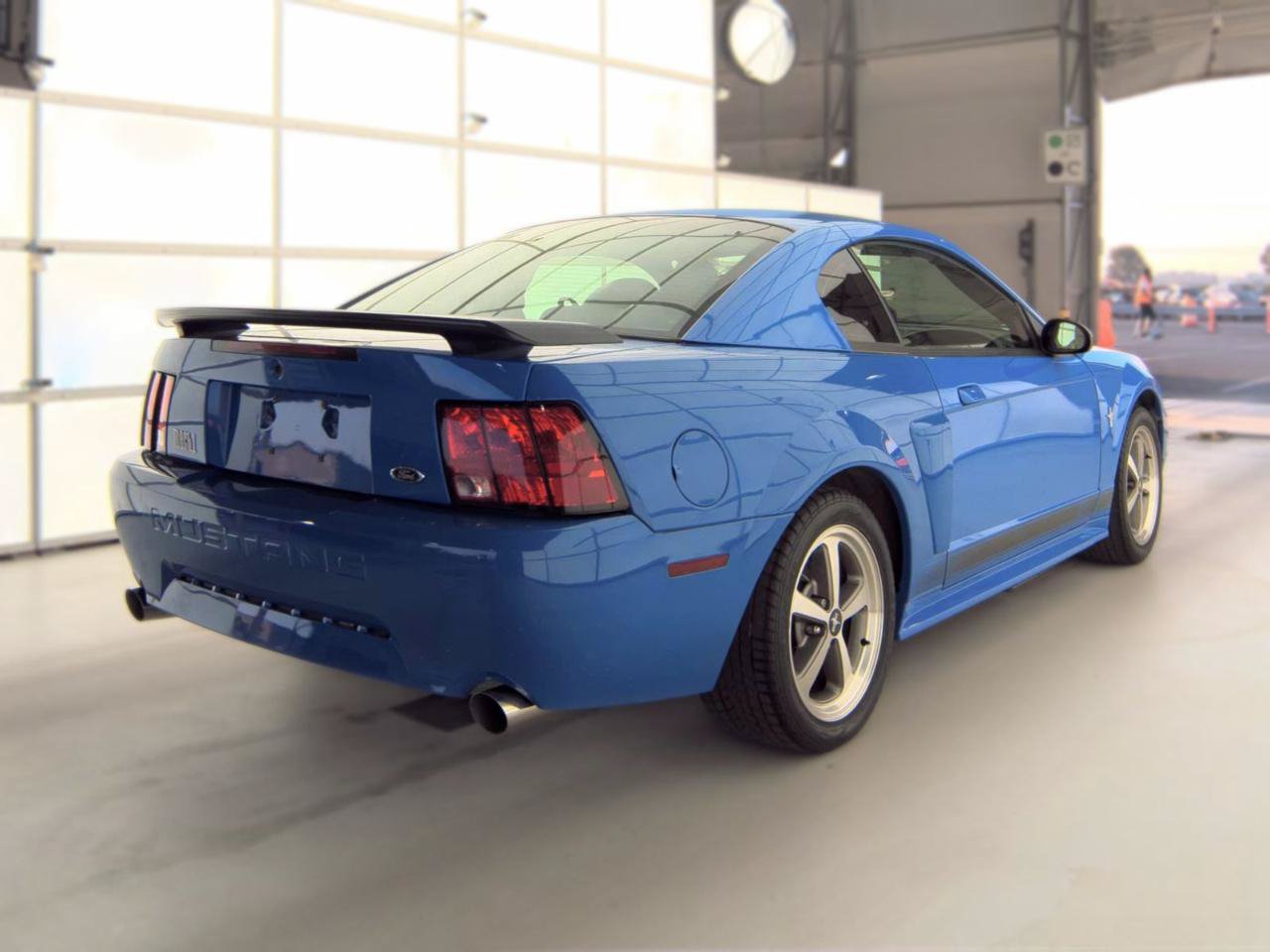 Used 2003 Ford Mustang Mach 1 RWD image 2