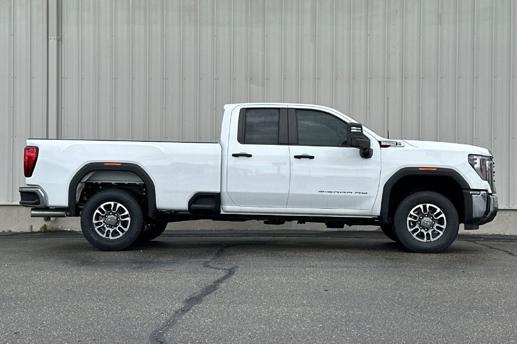 Used 2024 GMC Sierra 3500 Pro RWD image 11