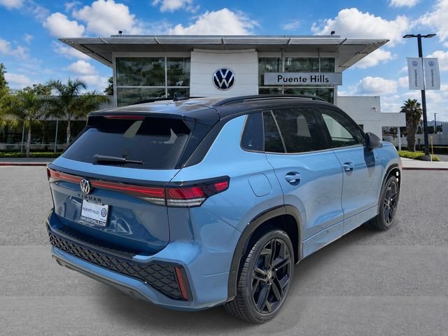 New 2026 Volkswagen Tiguan SE R-Line FWD image 4