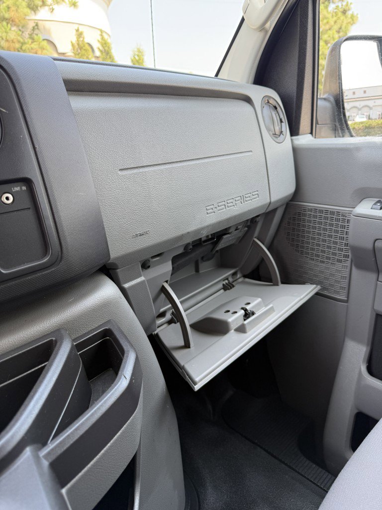 Used 2012 Ford E-150 and Econoline 150 E-150 Van w/ PWR Group image 29