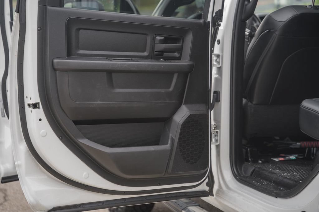 Used 2022 RAM 2500 Tradesman w/ Chrome Appearance Group AWD/4WD image 35