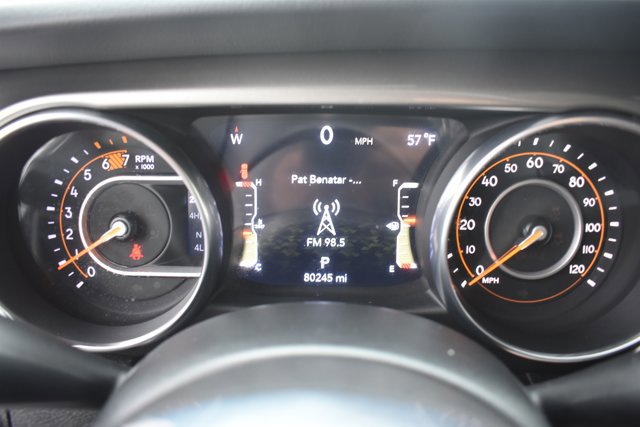 Used 2018 Jeep Wrangler Unlimited Sahara image 22