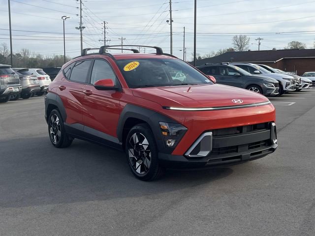 Used 2024 Hyundai Kona SEL image 3