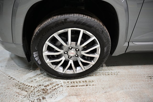 New 2026 GMC Terrain Denali w/ LPO, Floor Liner Package image 31