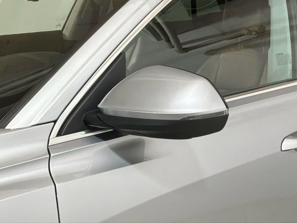 Used 2022 Audi Q8 Premium w/ Convenience Package image 26