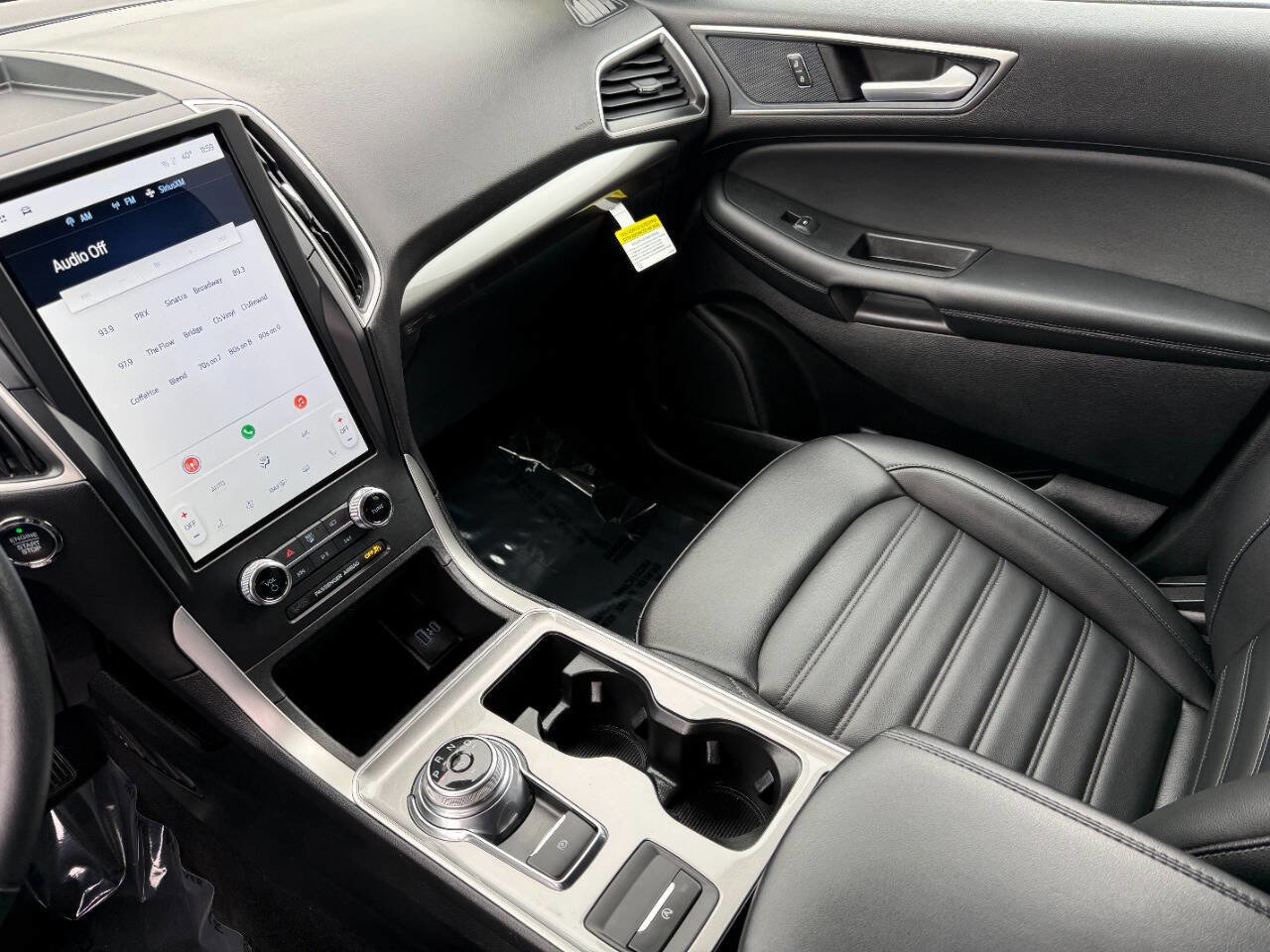 Used 2024 Ford Edge SEL image 14