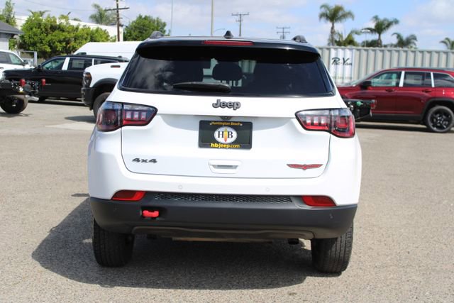 Used 2024 Jeep Compass Trailhawk AWD/4WD image 4