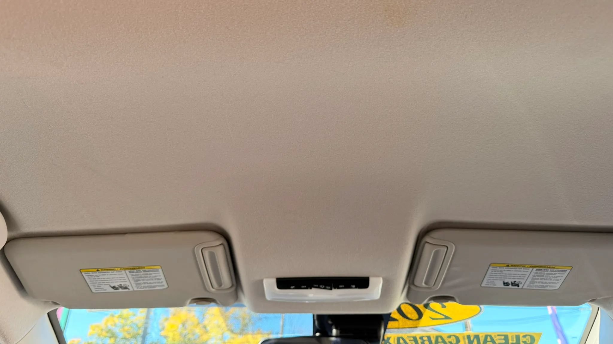 Used 2025 Nissan Versa SV FWD image 14