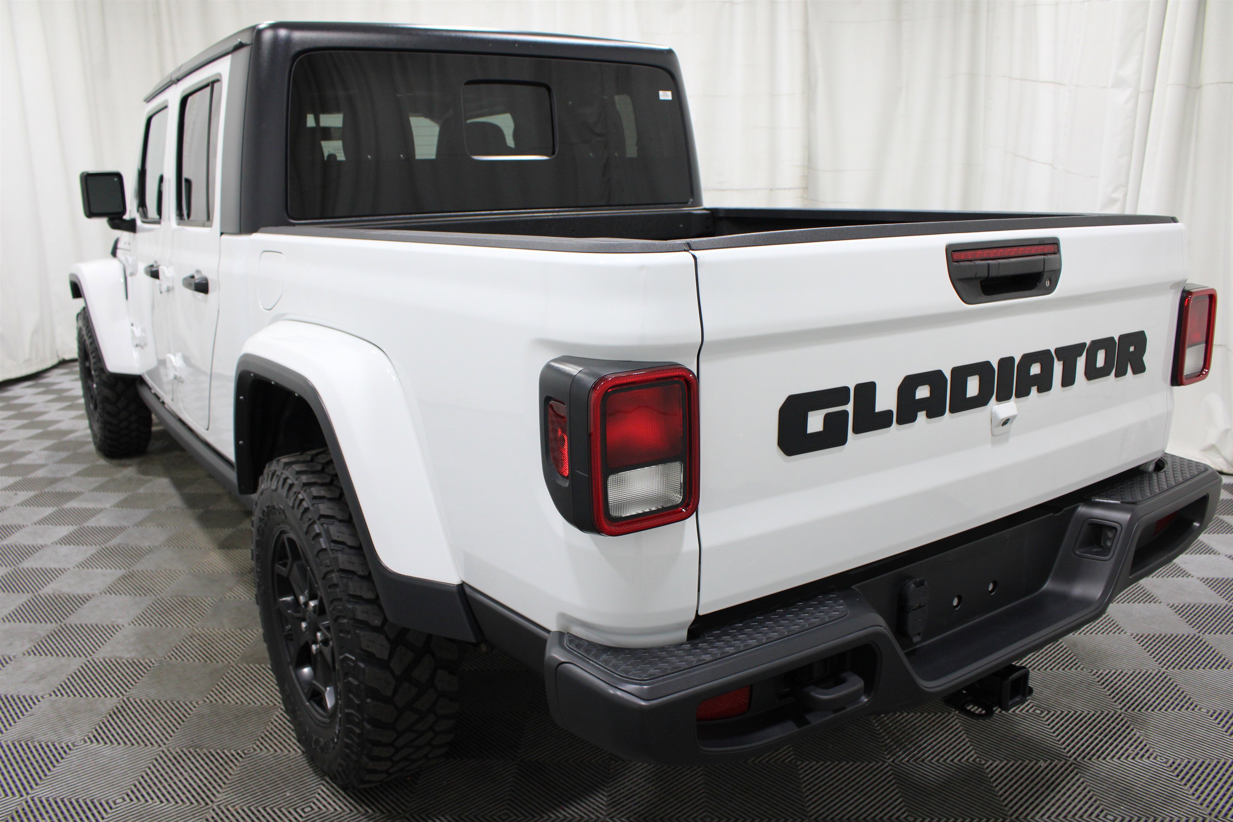 Used 2021 Jeep Gladiator Sport AWD/4WD image 30