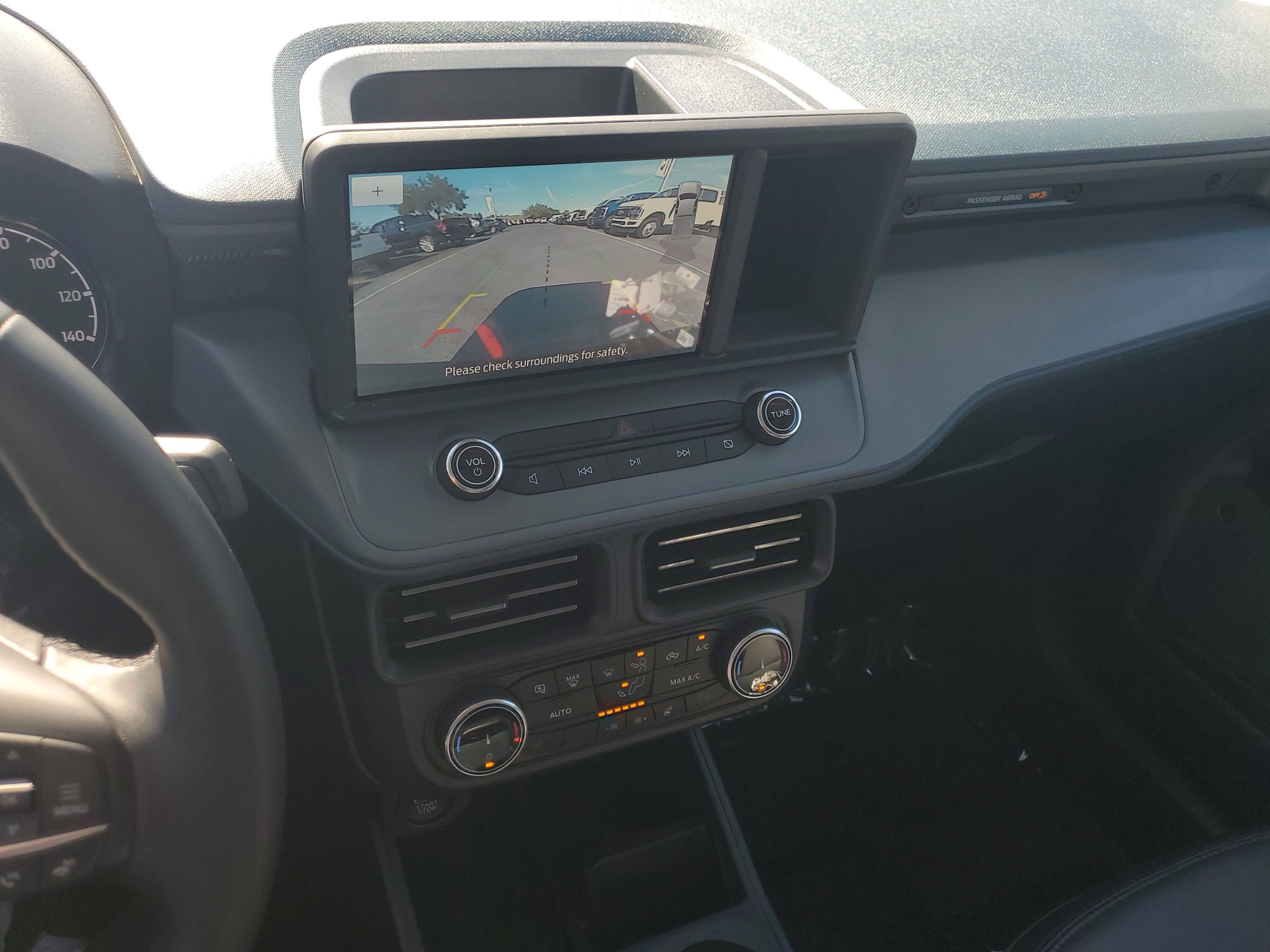 Certified 2024 Ford Maverick Lariat w/ Black Appearance Package image 25