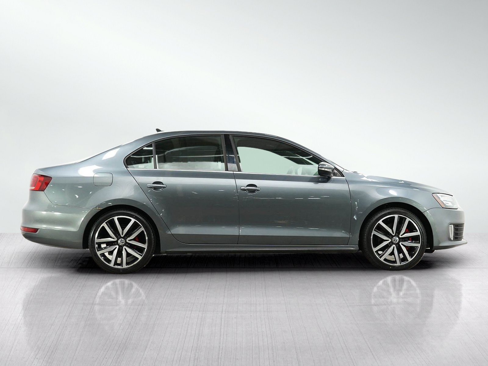 Used 2014 Volkswagen Jetta GLI Autobahn FWD image 6