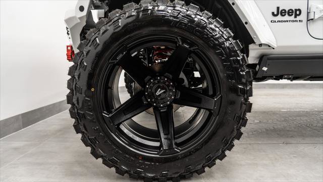 Used 2026 Jeep Gladiator Sport image 14