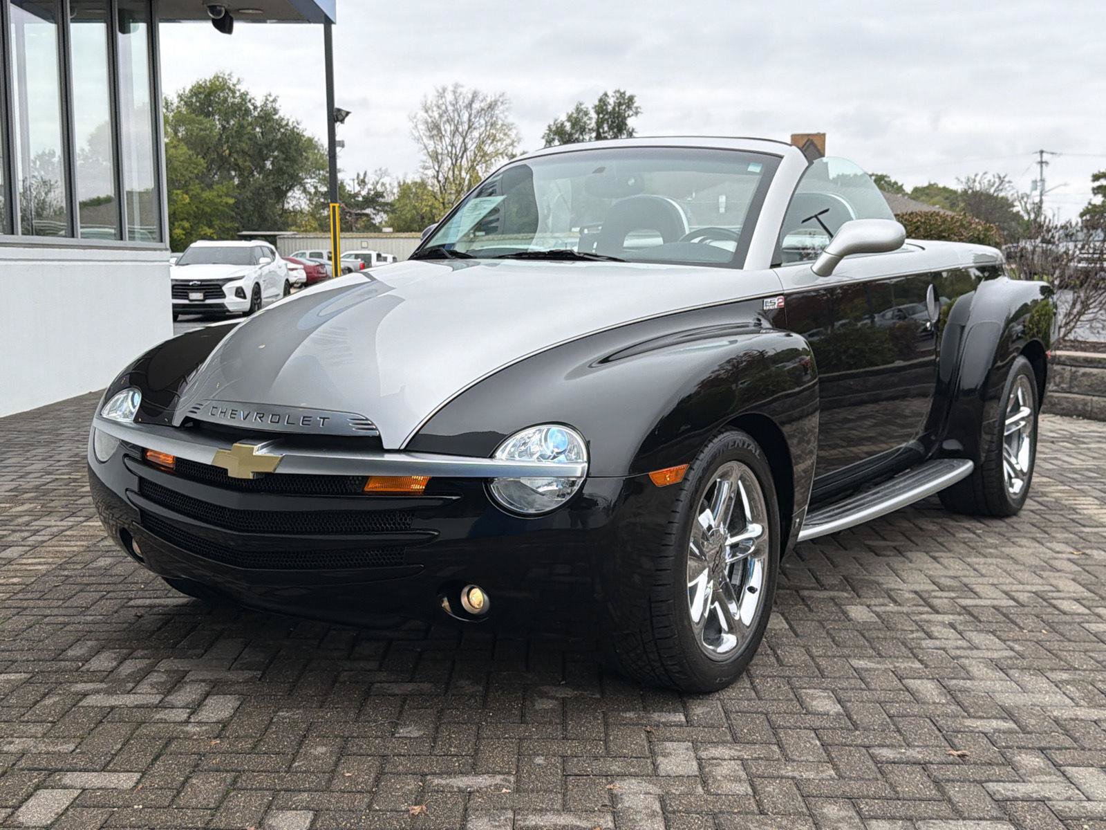 Used 2006 Chevrolet SSR w/ Preferred Equipment Group RWD image 44