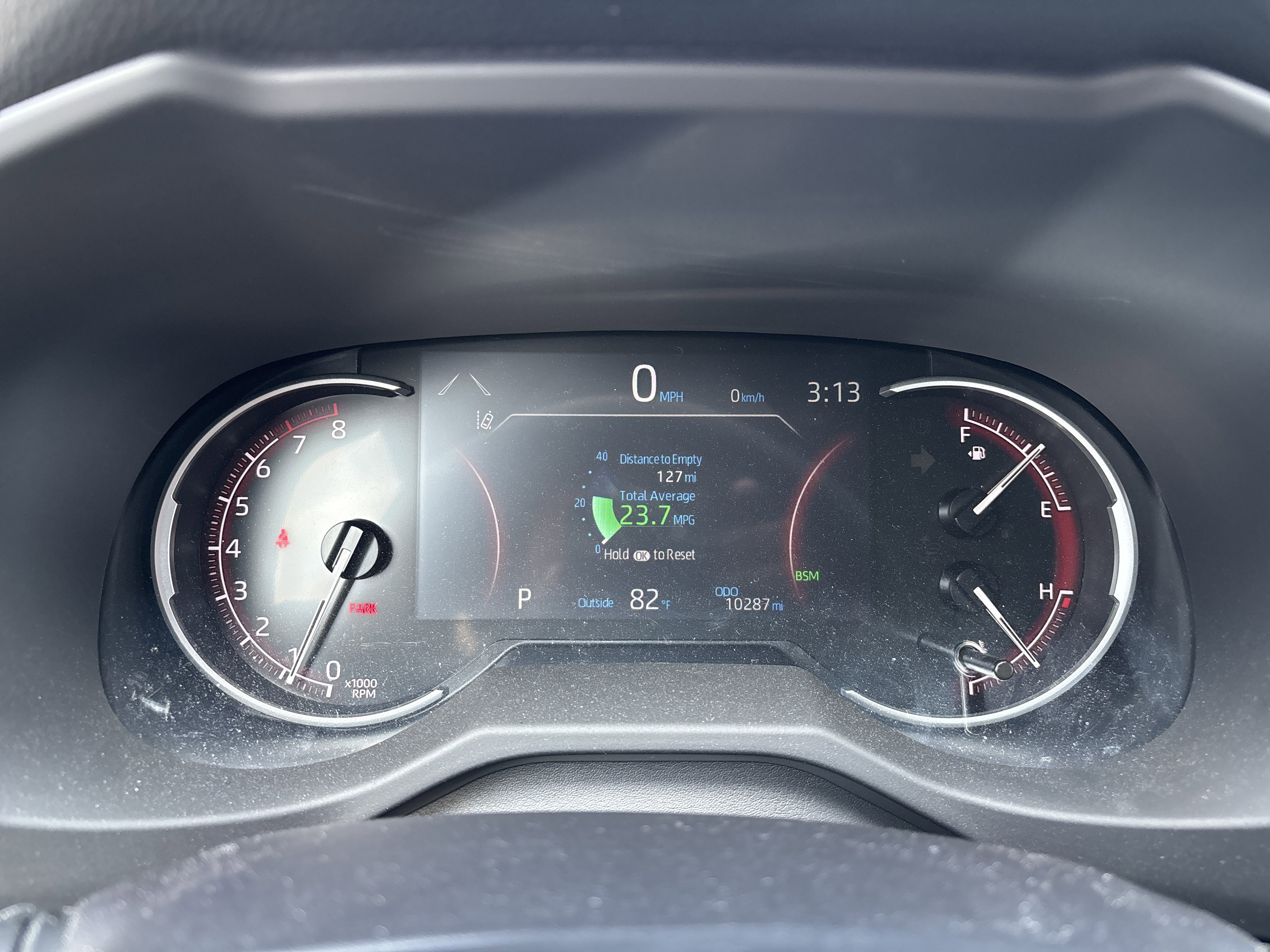 Used 2025 Toyota RAV4 XLE Premium image 21