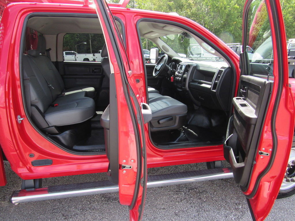 Used 2018 RAM 5500 Tradesman w/ Max Tow Package RWD image 27