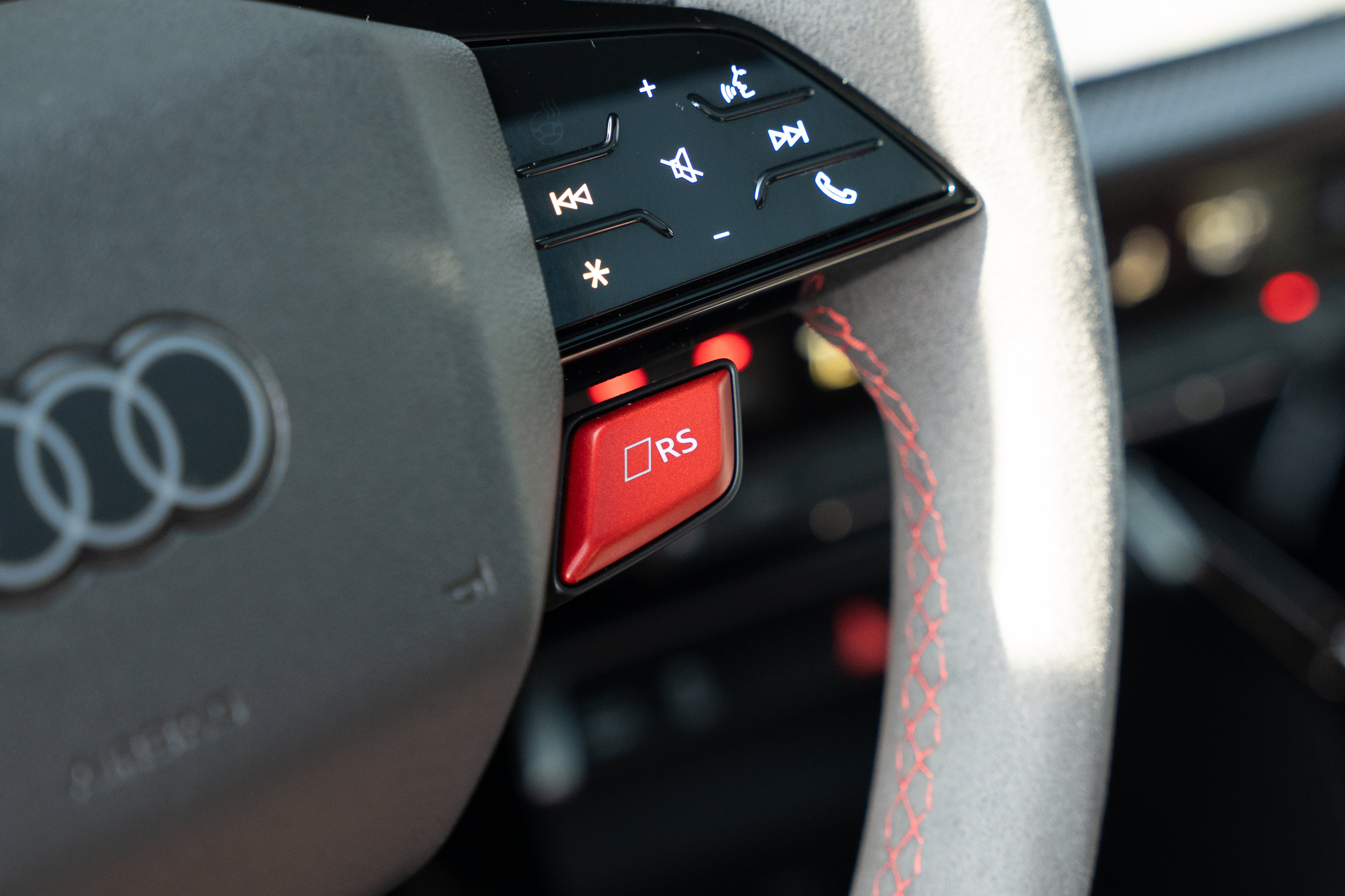Certified 2025 Audi RS 3 AWD/4WD image 10