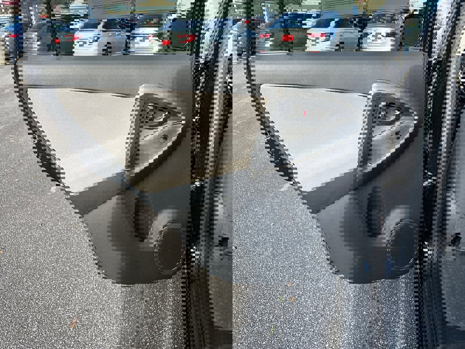 Used 2011 Toyota RAV4 2WD image 22