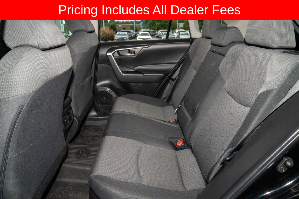 Used 2024 Toyota RAV4 AWD Hybrid image 8