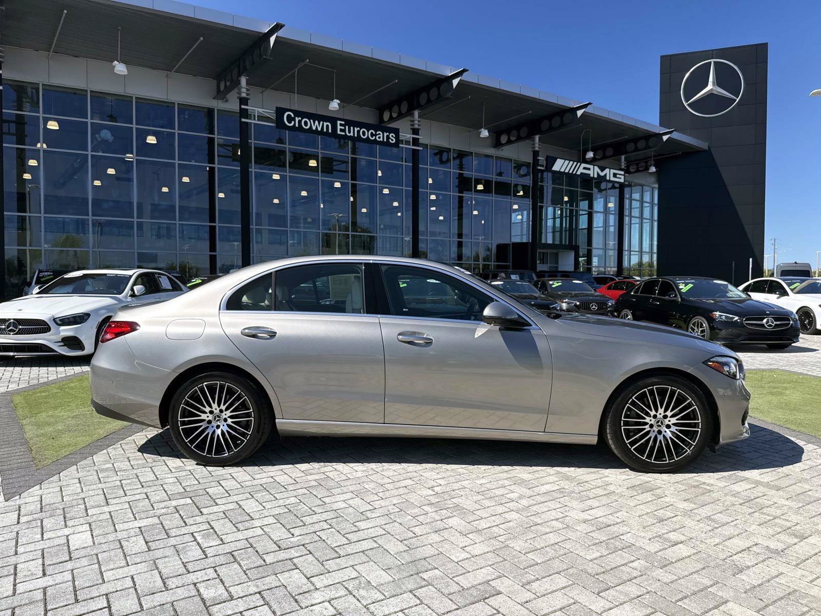 Used 2023 Mercedes-Benz C 300 Sedan image 6