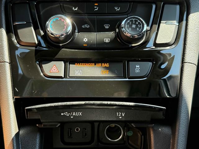 Used 2021 Buick Encore Preferred FWD image 9