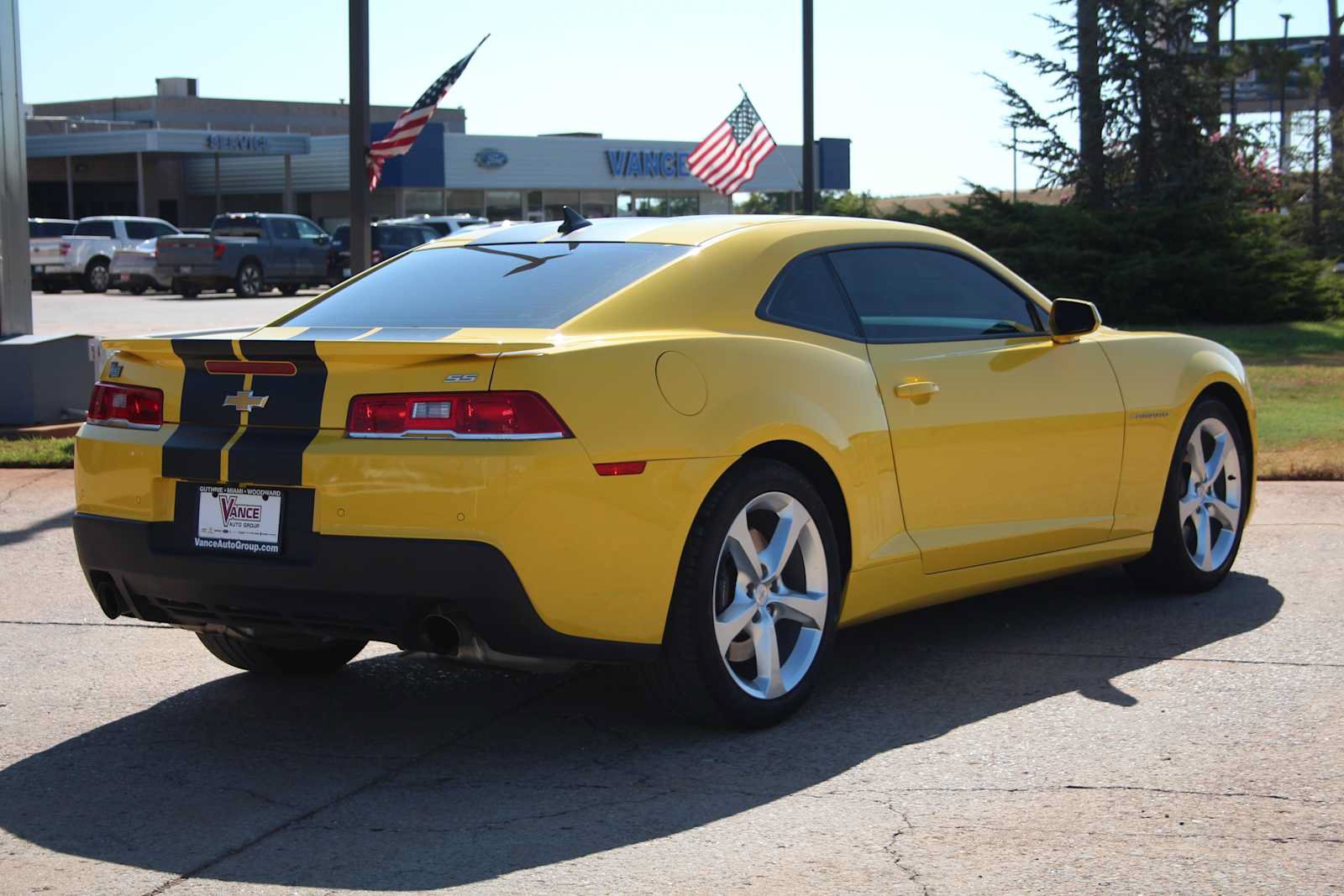 Used 2015 Chevrolet Camaro SS RWD image 12