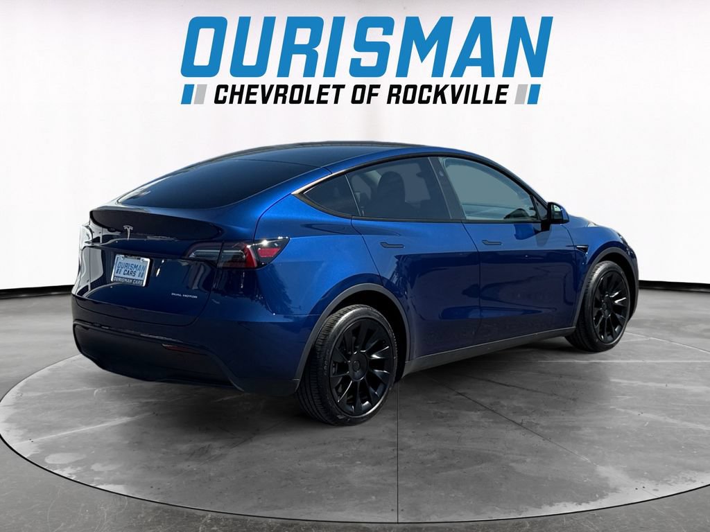 Used 2024 Tesla Model Y Long Range AWD/4WD image 6