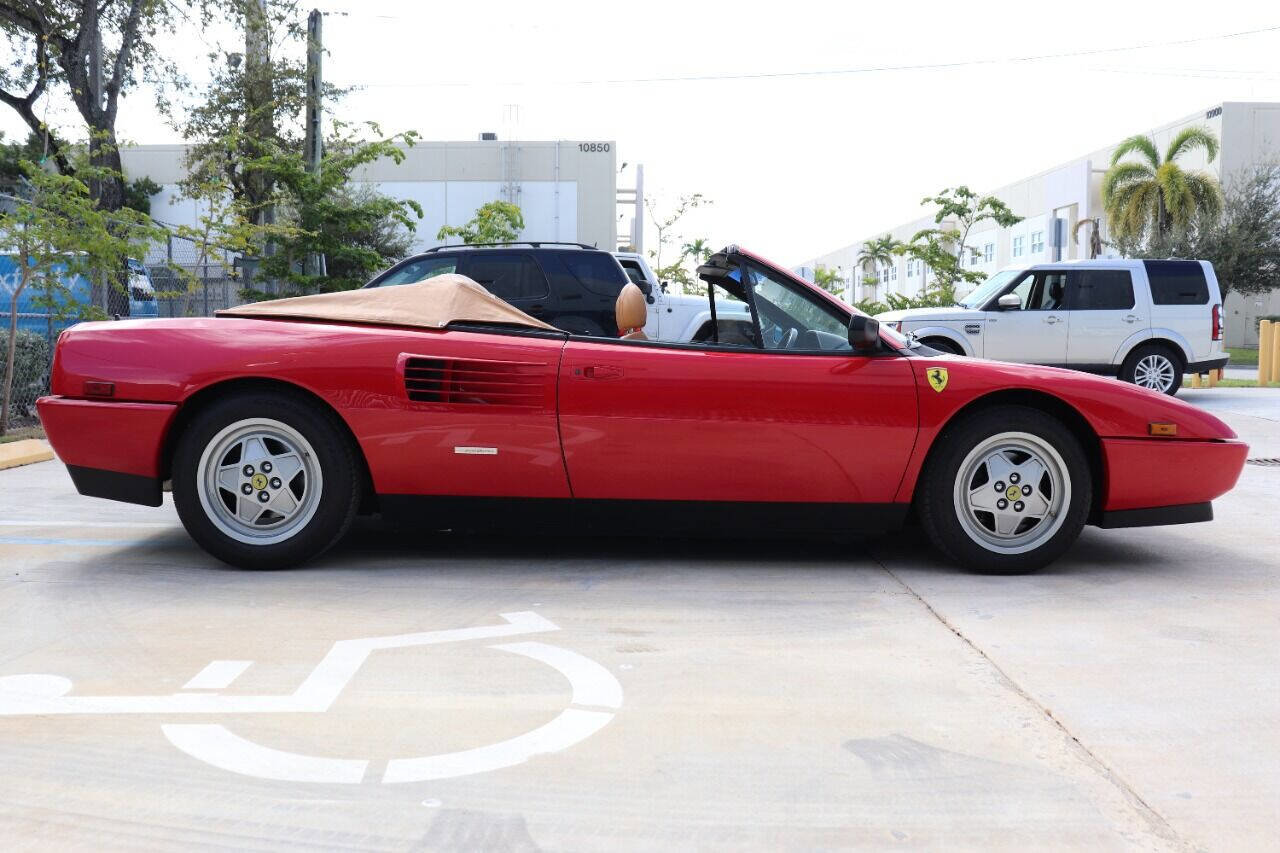 Used 1989 Ferrari Mondial T Cabriolet image 5