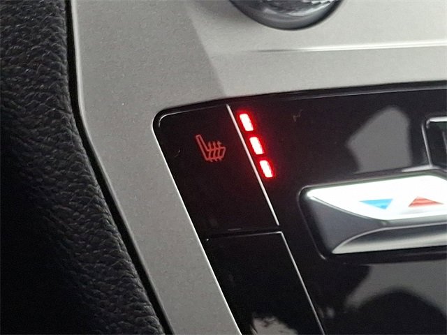 Used 2022 Ford Explorer XLT image 24