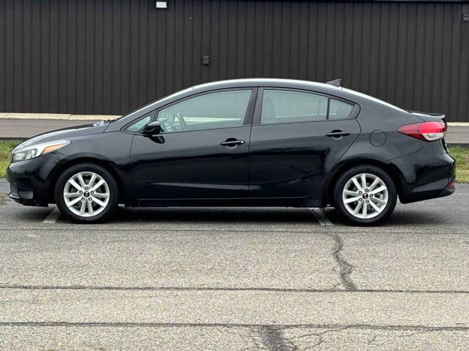 Used 2017 Kia Forte LX image 5