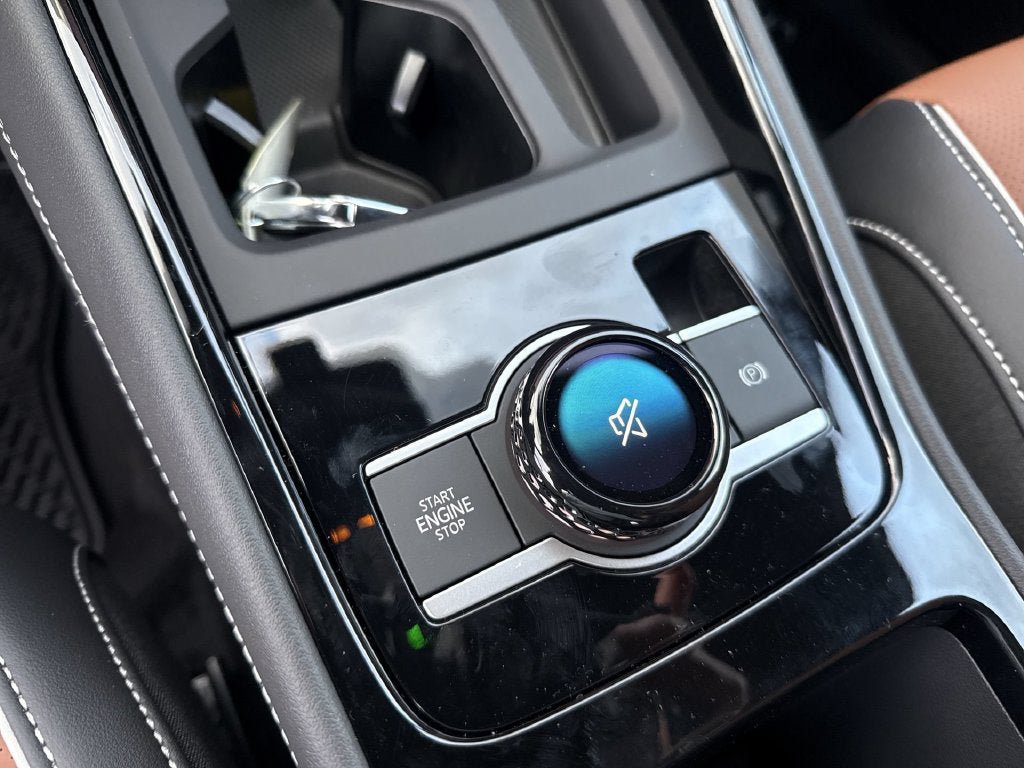 New 2026 Volkswagen Tiguan SEL R-Line AWD/4WD image 31