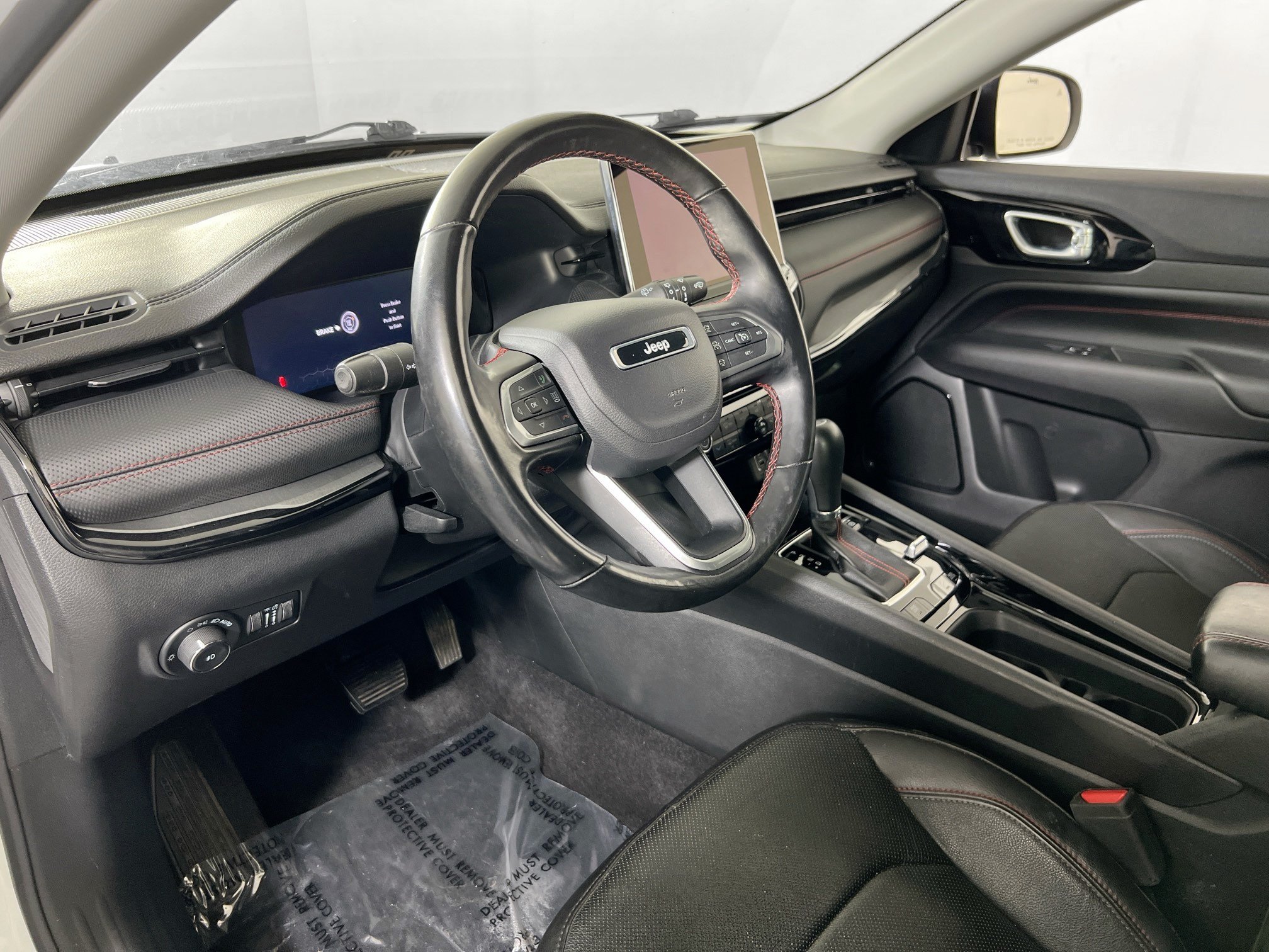 Used 2022 Jeep Compass Trailhawk w/ Trailhawk Elite Group AWD/4WD image 9