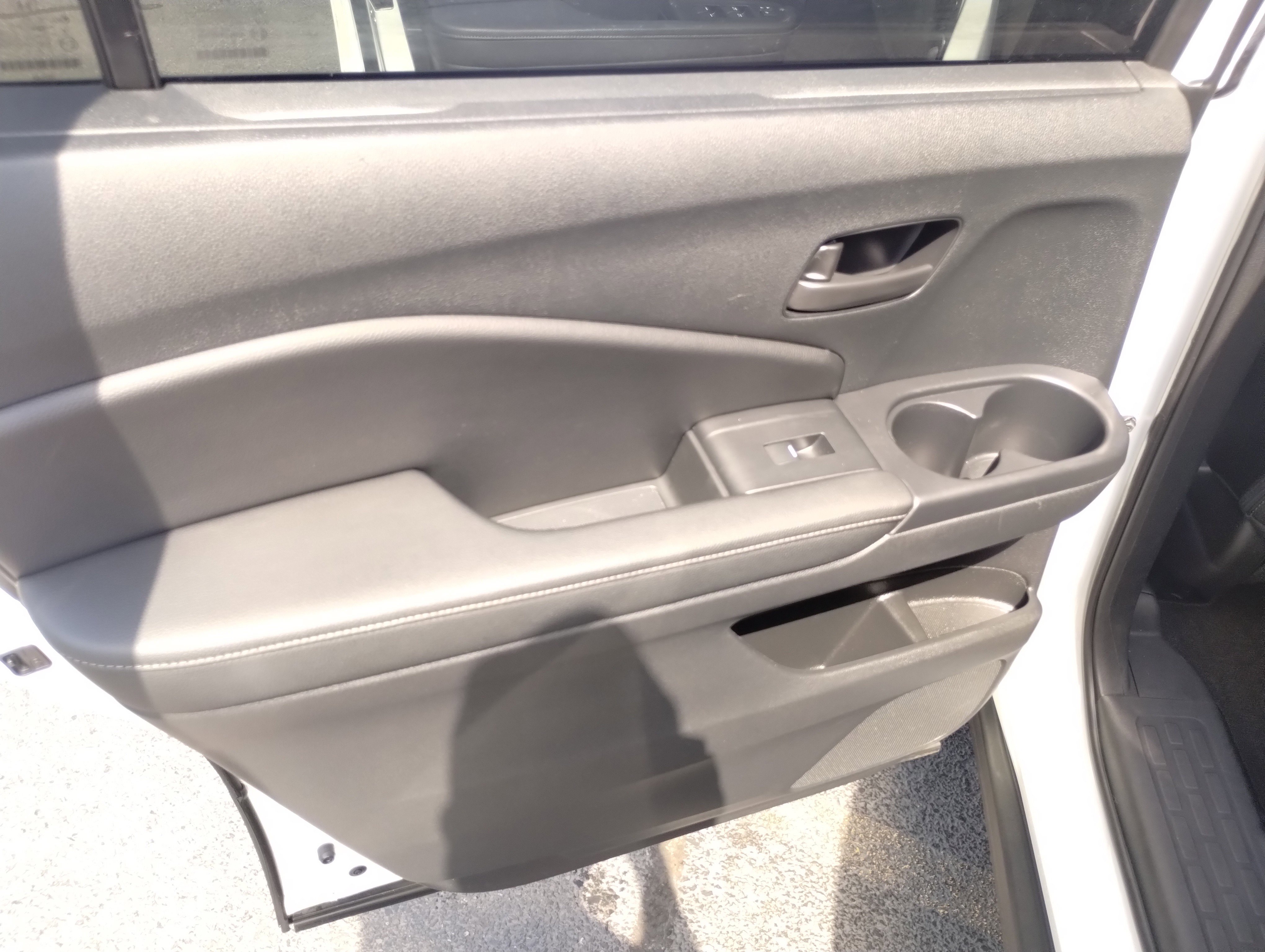 Used 2022 Honda Passport EX-L image 16