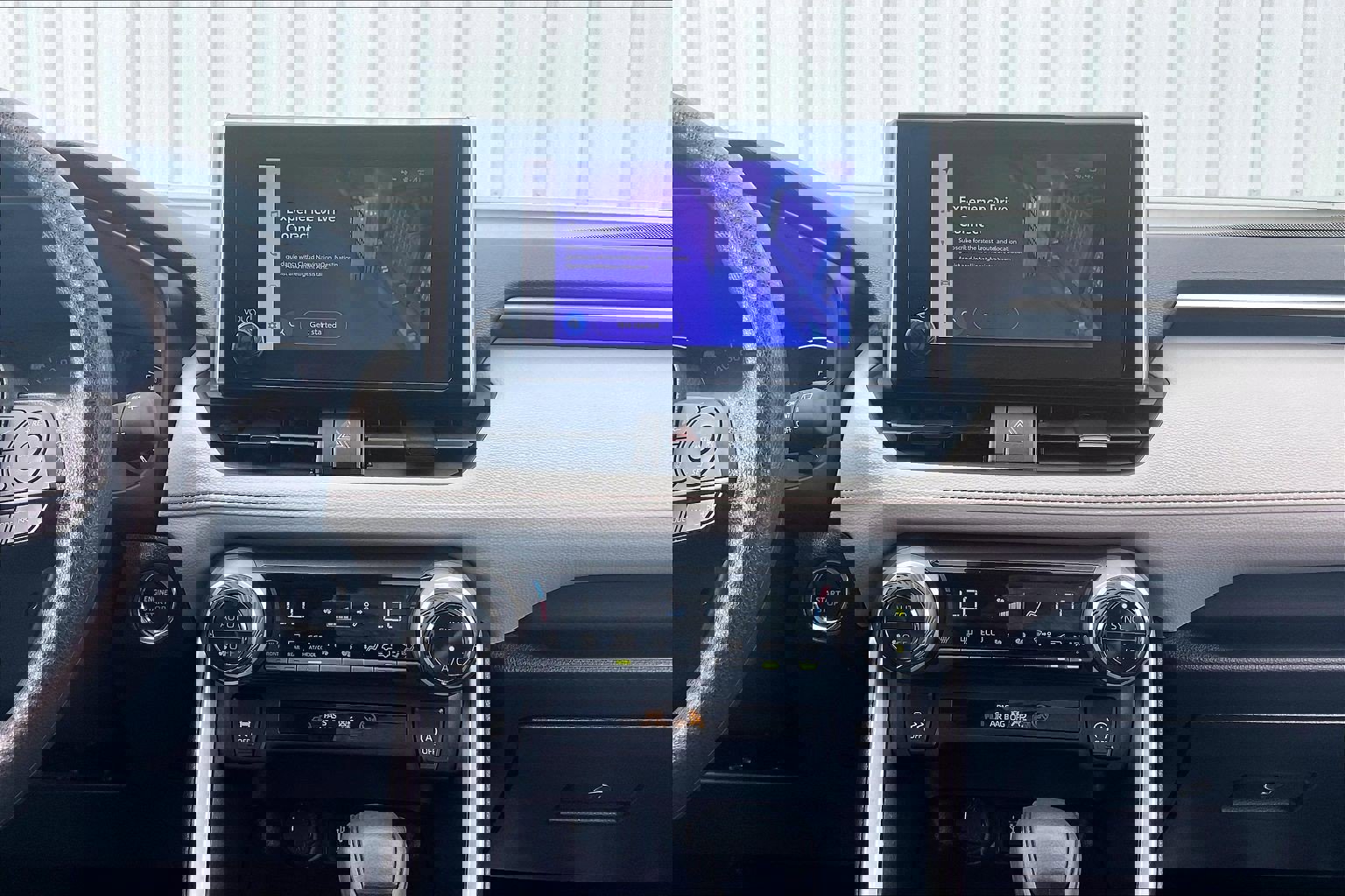 Used 2024 Toyota RAV4 XLE image 37