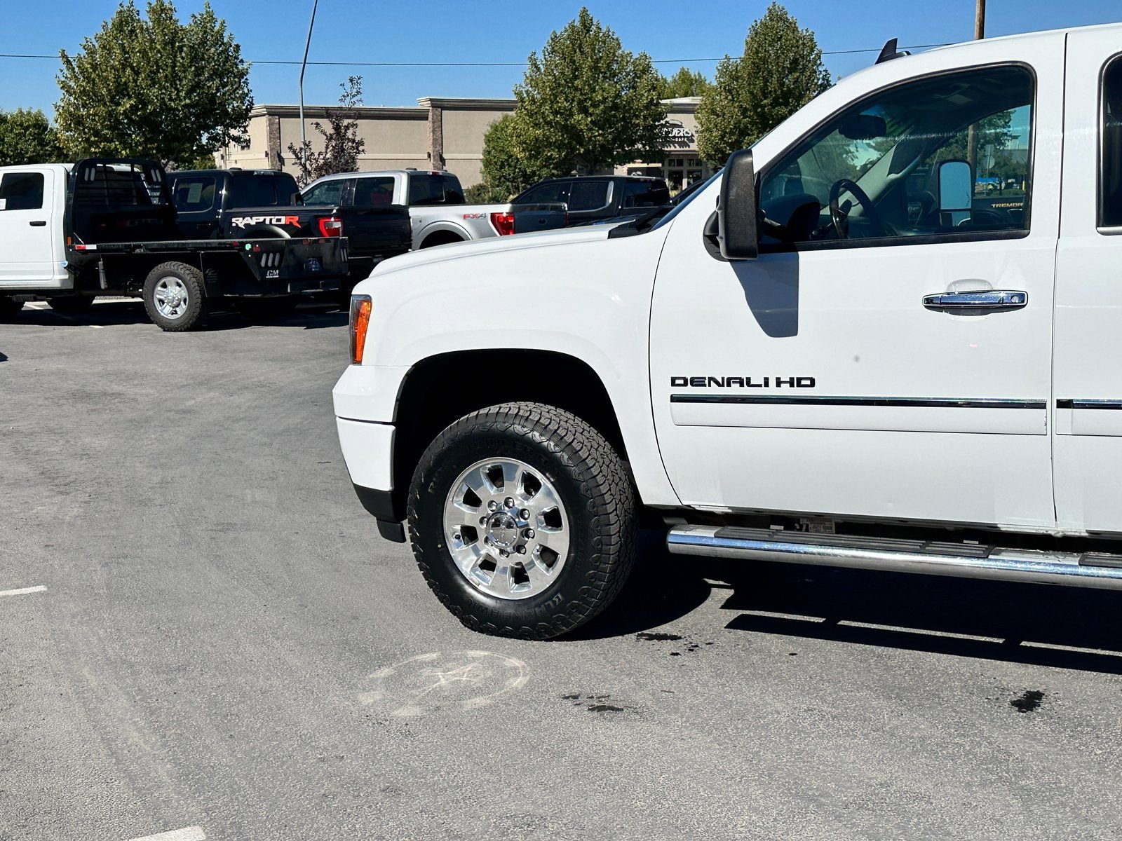 Used 2013 GMC Sierra 3500 Denali image 9